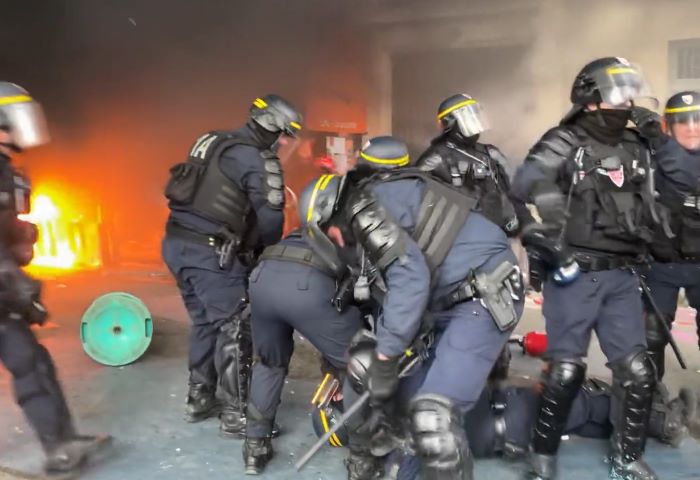 France – Protesters Set Cops on Fire – It’s a War Zone